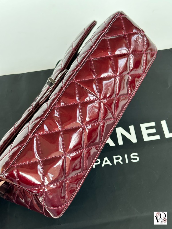 Chanel Reissue 2.55 Medium