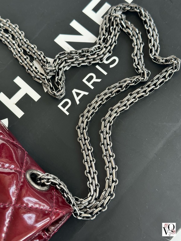 Chanel Reissue 2.55 Medium