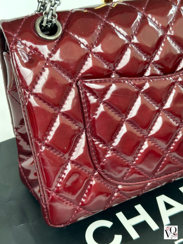 Chanel Reissue 2.55 Medium