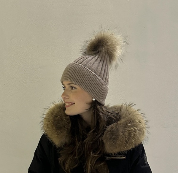 Ribb Ull lue med pelsdusk