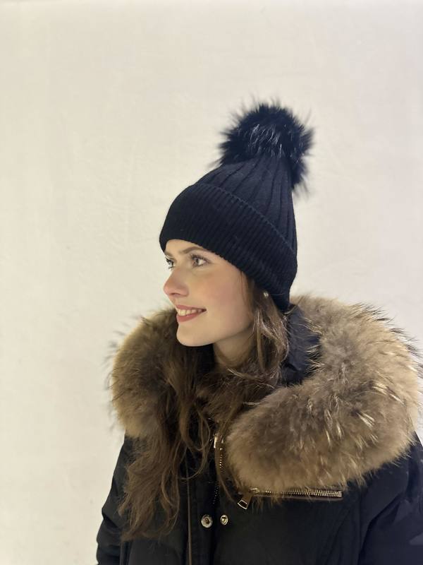 Ribb Ull lue med pelsdusk