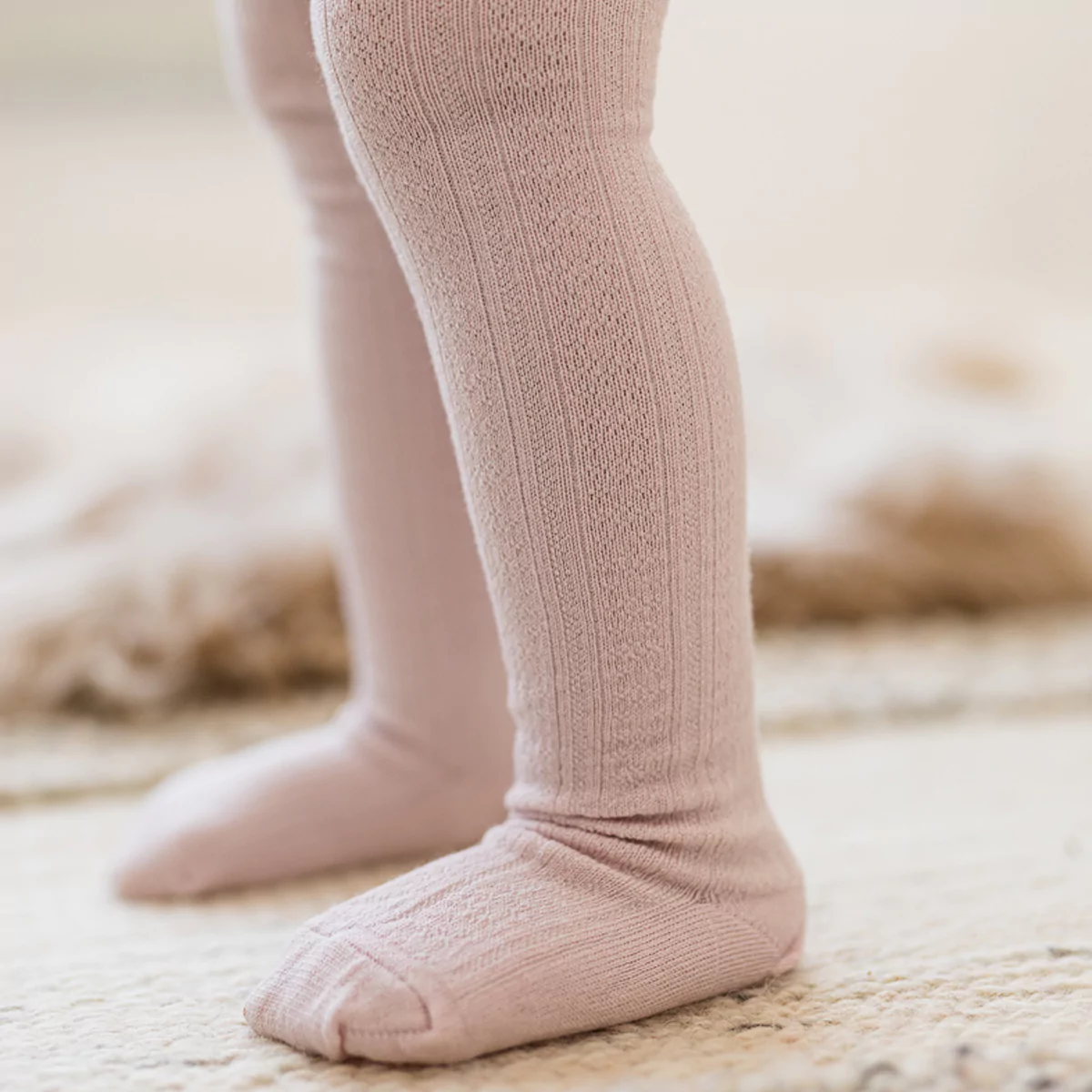 Lillelam ullstrømpebukse m/mønster rosa