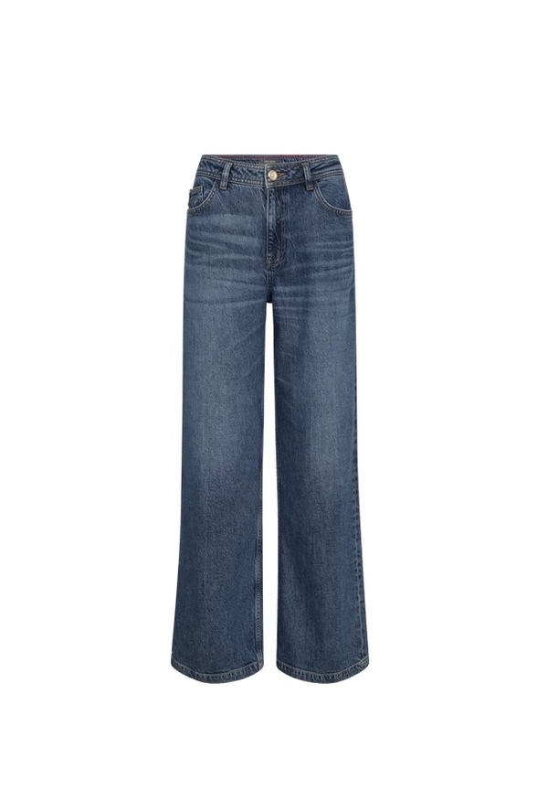 Dara Lititi jeans