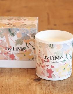 Rose & Sandalwood Scented Candle
