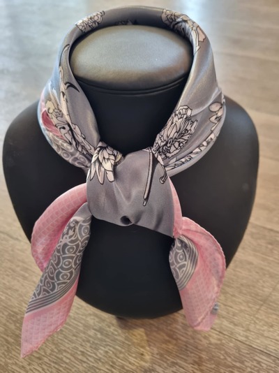 Silke skjerf mønstret Nr 3 - Guttogpike