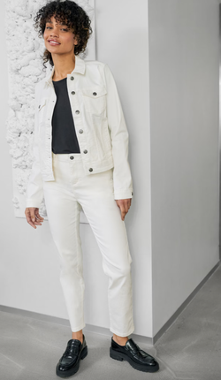 Zelina Stright Jeans