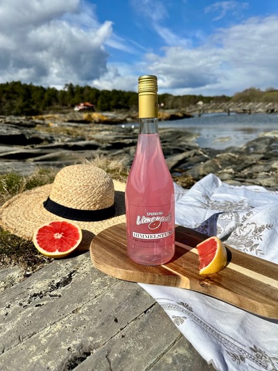 Pink Grapefruit Sparkling Limonade 75cl ikke relevant - Himmelstund 