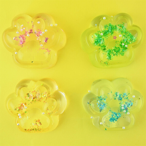 SQUISHY CAT PAW CLEAR GLITTER 130G 10cm