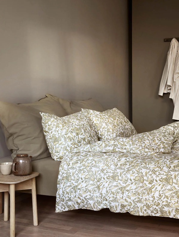 Barbro Krepp Sengesett, Olivengrønn