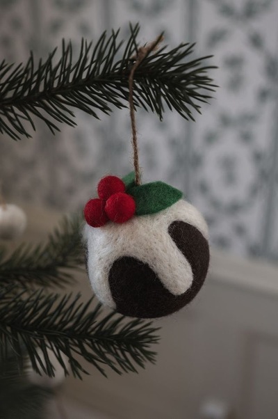 Ullball Brun m/Glasur & 3 Røde Bær ikke relevant - UND Seasonal 