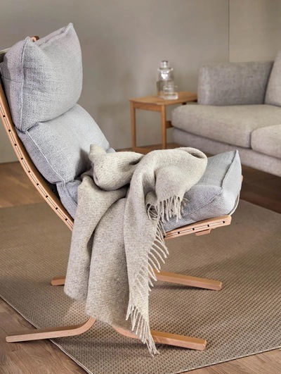 KAMPANJE! Falketind Ullpledd Naturlig Beige - Høie of Scandinavia 