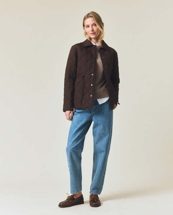 Klassisk vattert jakke, mørkebrun