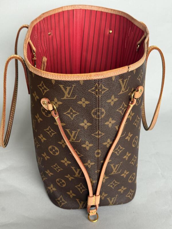 Louis Vuitton Neverfull MM