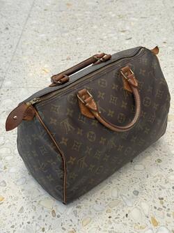 Louis Vuitton Speedy 30