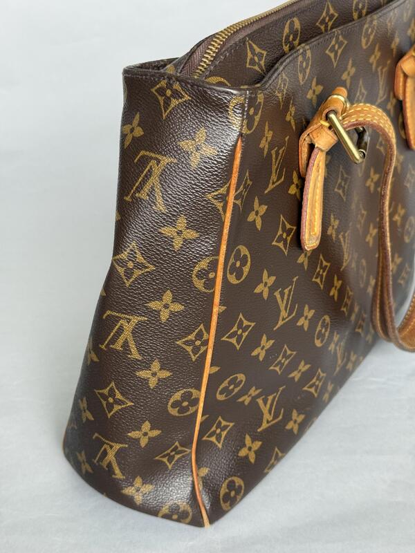 Louis Vuitton Multiple Cite