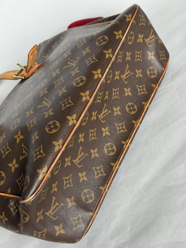 Louis Vuitton Multiple Cite