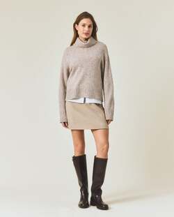 Strikket genser i ullblanding med rullekrage