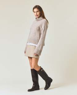 Strikket genser i ullblanding med rullekrage