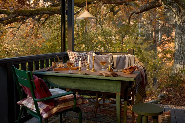 Stripet bordløper av økologisk bomull