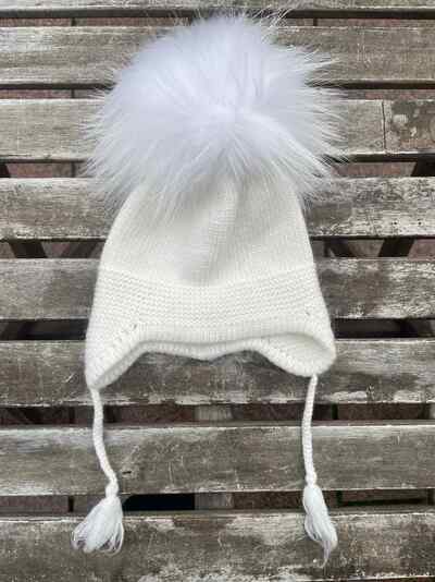 Ull lue dusk og snorer  hvit - Guttogpike