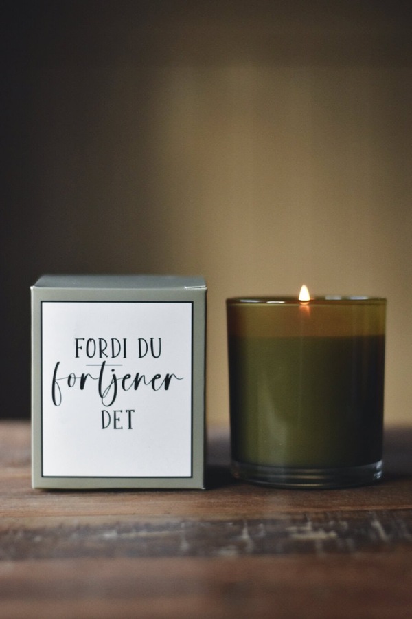 Duftlys "Fordi du fortjener det"