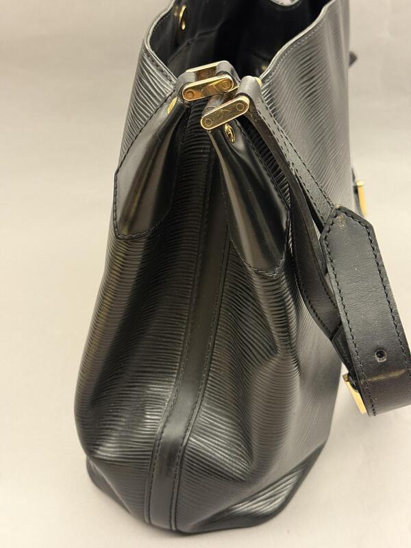 Louis Vuitton Mandala