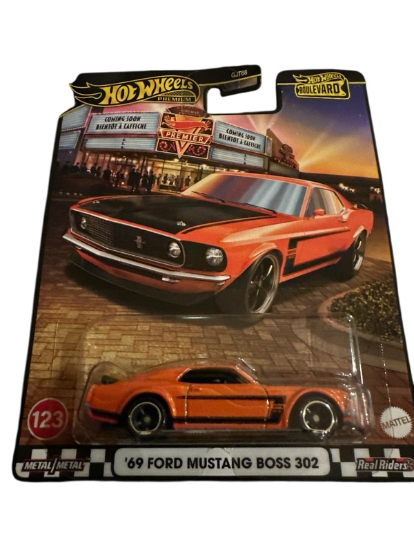 Hot Wheels Premium 1:64 Boulevard Vehicle ‘69 Ford Mustang Boss 302