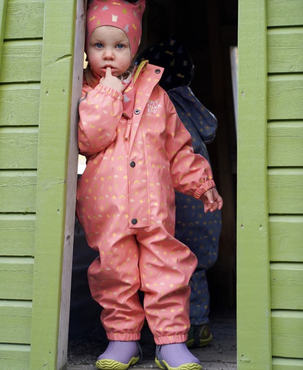 Kattnakken Babyregndress Dugg Stokkrose