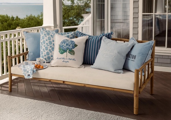 Blomsterbrodert Putetrekk i Linblanding