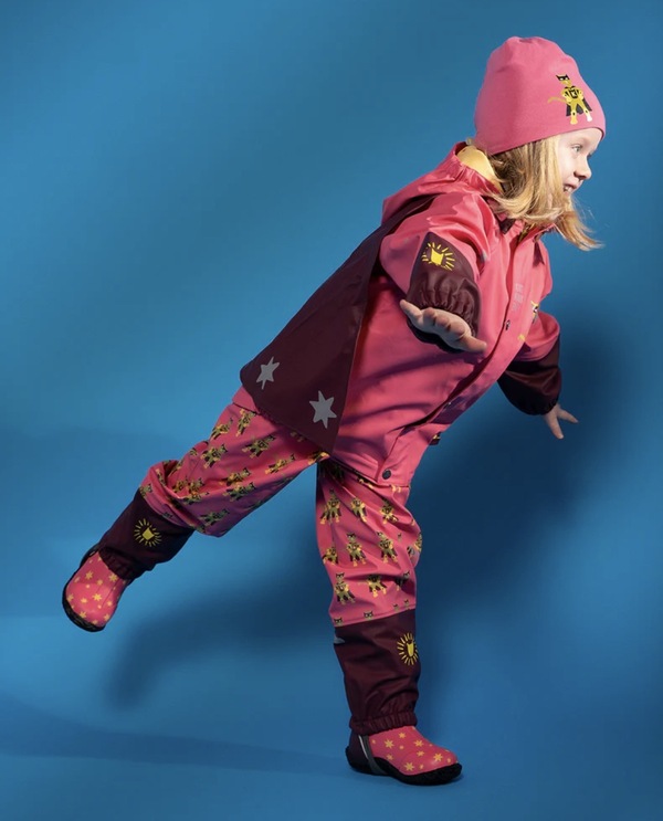 Kattnakken Regnsett Plask Superhelt Superrosa kjem iløpet av febuar