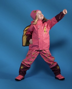 Kattnakken Regnsett Plask Superhelt Superrosa kjem iløpet av febuar Superrosa - Kattnakken