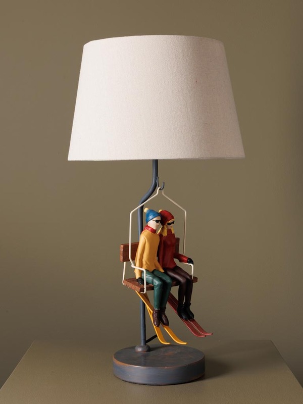 Bordlampe med skiheis