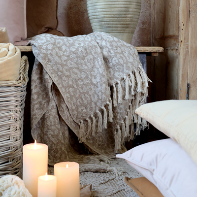 Aix Pledd av overskuddsgarn Beige - Chicantiuqe