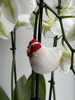 Påskedekor - høne  hvit - Asrkunst