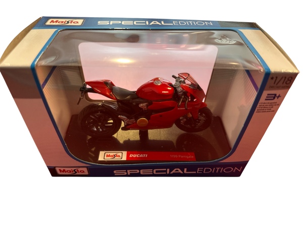 Maisto 1:18 MOTORBIKE Ducati 1199 Panigale