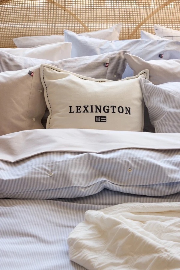 Lexington Icons Logo Putetrekk i Økologisk Bomullsfløyel - 50x50cm