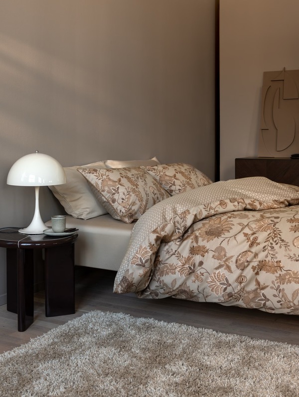 Olivia Sateng Sengesett - Beige