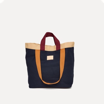 Everyday Tote - Navy/Sand/Brown ikke relevant - UND Signature 