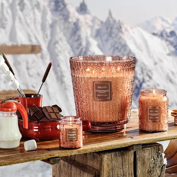 Voluspa Duftlys - Gingerbread Chalet 510g, 100t