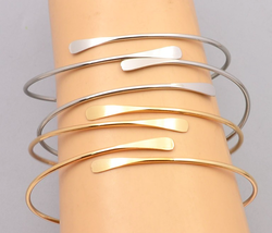 Armbånd gull - BØYLE gullfarget - BZ Fashion Jewelry